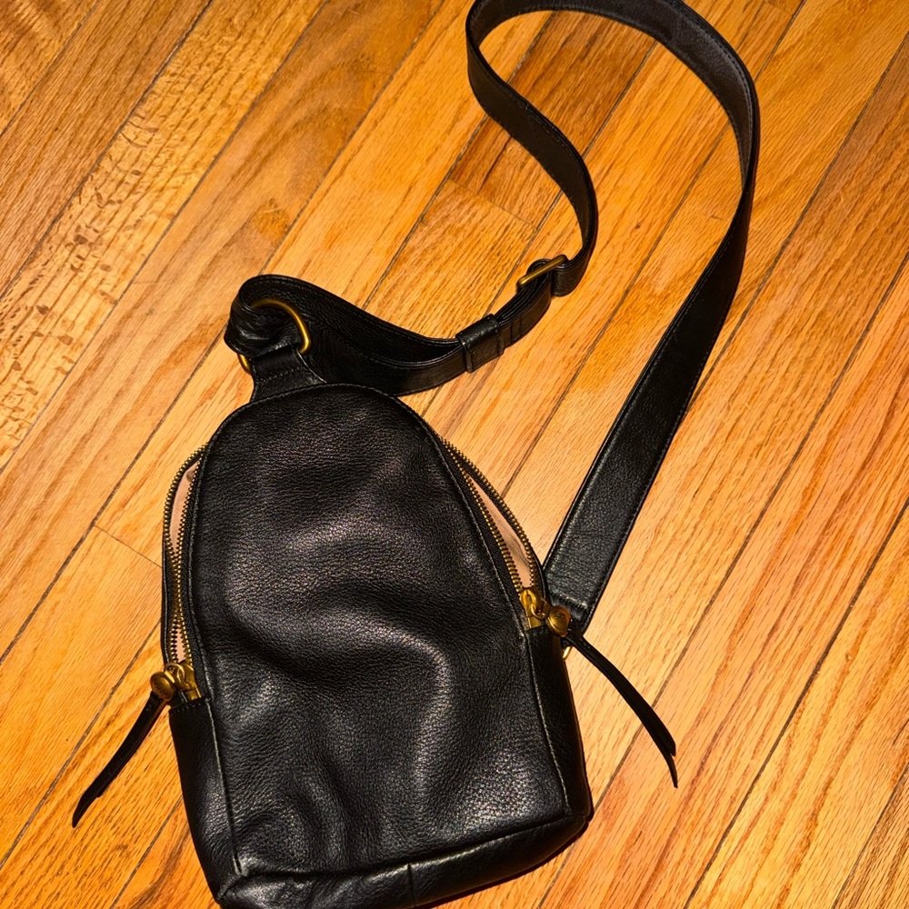 HOBO Black Leather Fern Sling Bag
